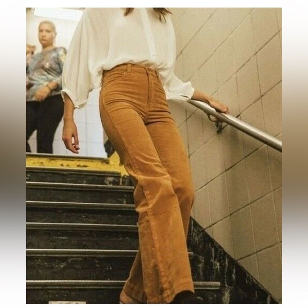 Levi’s Women’s Premium Ribcage Bootcut Corduroy Pants in Caramel Sz 29